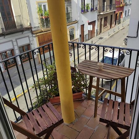 Apartamento Vive Triana Sevilla Exterior foto