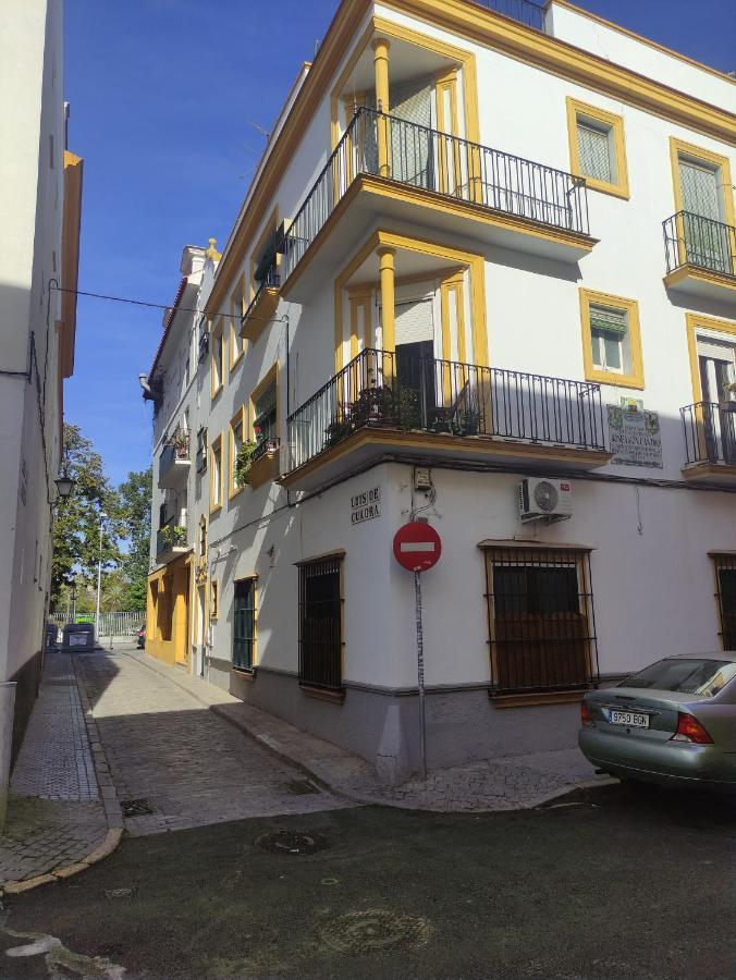 Apartamento Vive Triana Sevilla Exterior foto